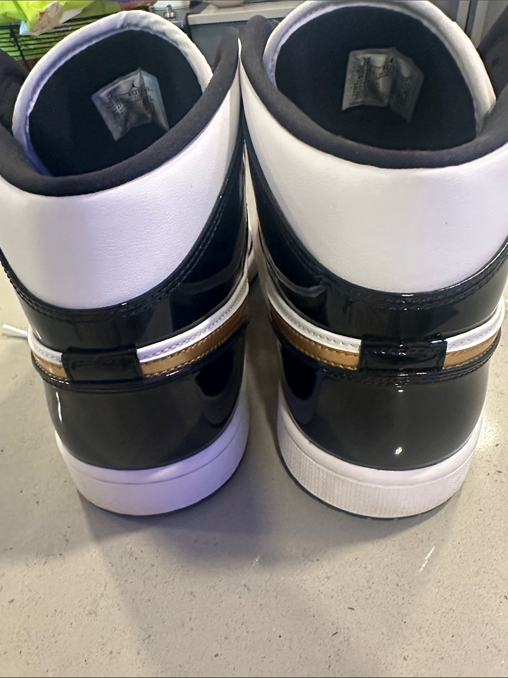 Nike Air Jordan 1 Mid — White, Black & Gold - Picture 4 of 5